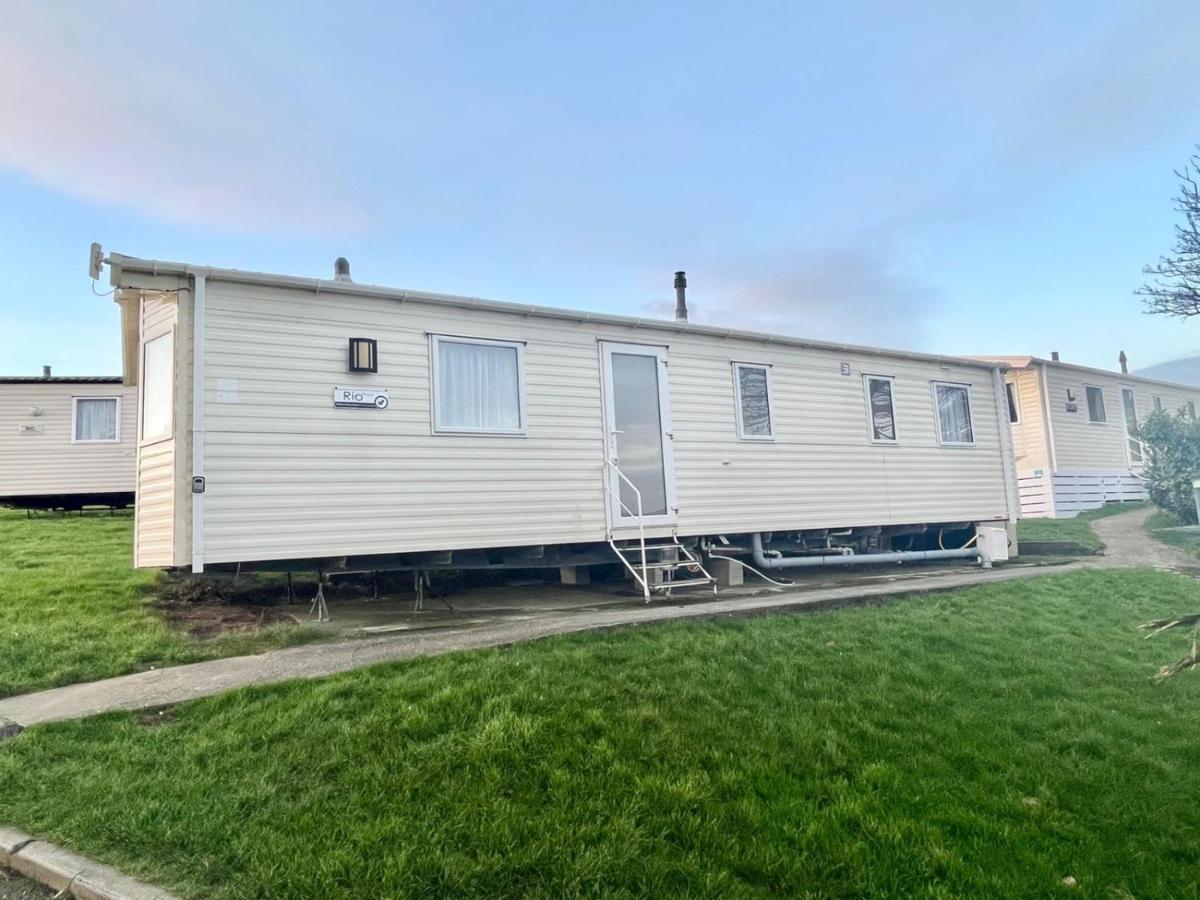 Our At Newquay Bay Nb35